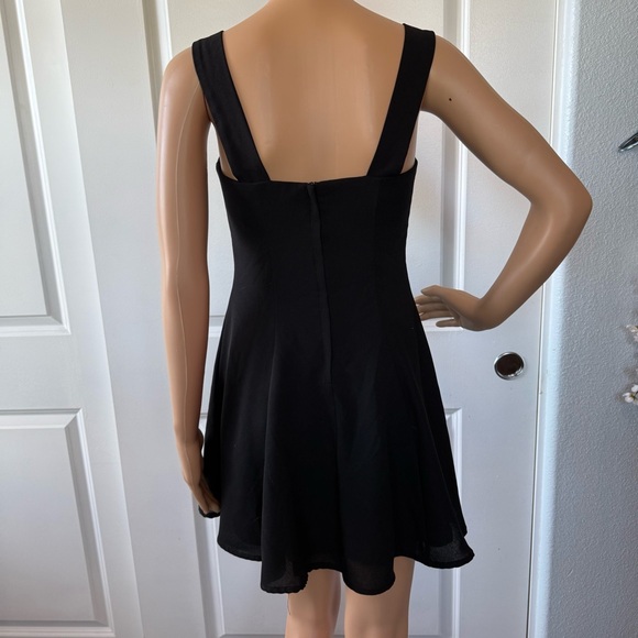 VINTAGE 90s embellished rhinestone cross cross black dress S 2 - Picture 8 of 9